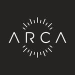 Outdoor dining at Ahari Restaurant and Bar, Roatan, with ocean views and tropical ambiance.