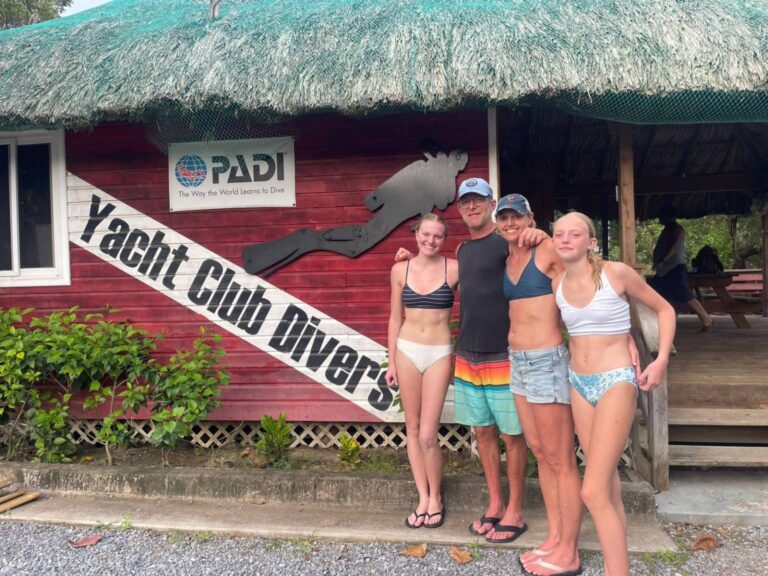 Roatan Yacht Club Dive Center Gallery Roatan